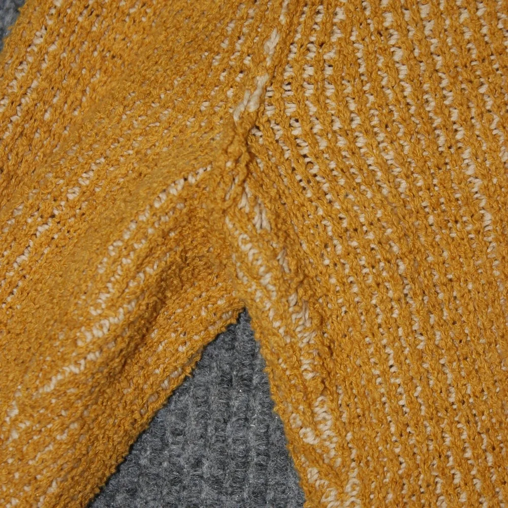 Free People V Neck Cropped Sweater Womens XS Yellow Good Cotton Knit Long Sleeve